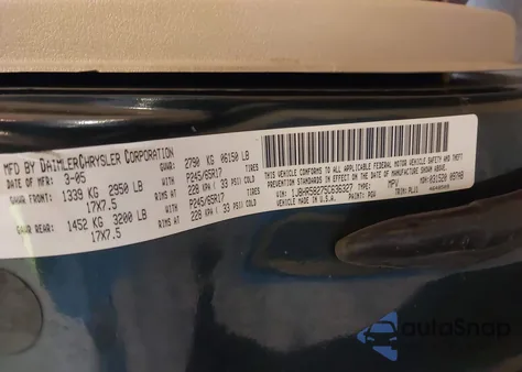 2005 Jeep Grand Cherokee Limited z USA, uszkodzony, nr VIN 1J8HR58275C636327